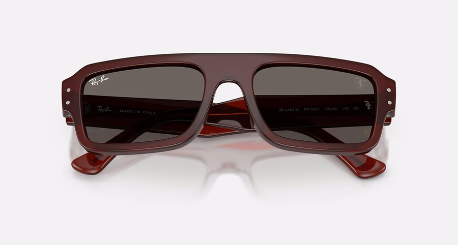 LEWIS HAMILTON DRIVER SPECIAL EDITION 2026 - SCUDERIA FERRARI COLLECTIE
